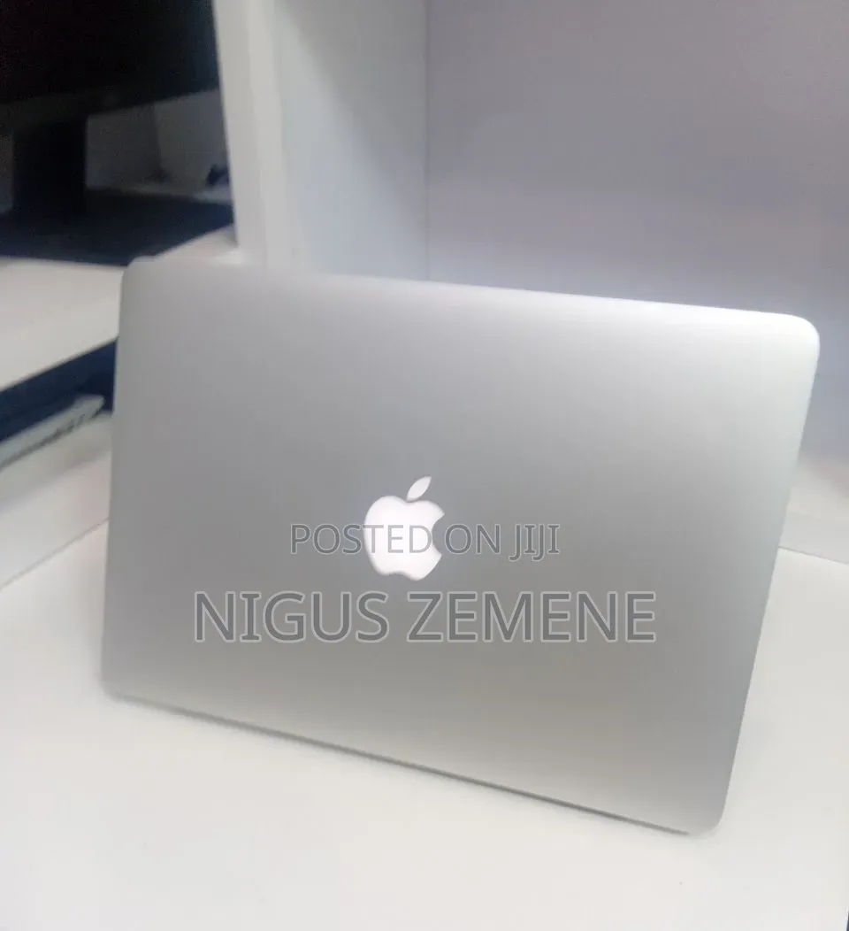 Laptop Apple MacBook 2013 8GB Intel Core i5 SSD 256GB