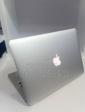 Laptop Apple MacBook 2013 8GB Intel Core i5 SSD 256GB