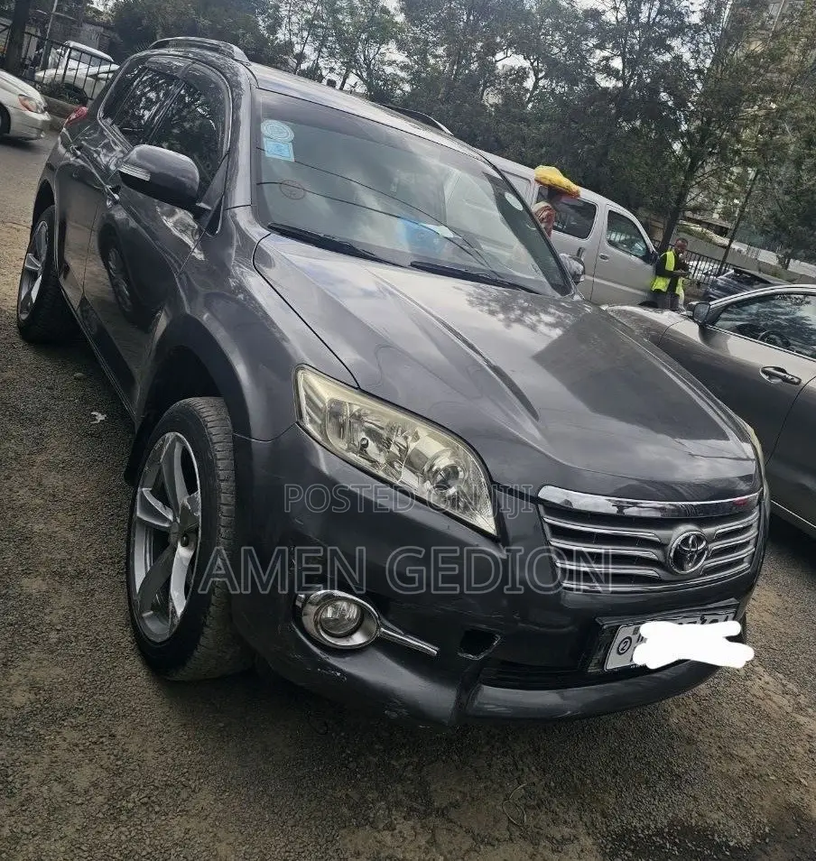 Toyota RAV4 2011 Black