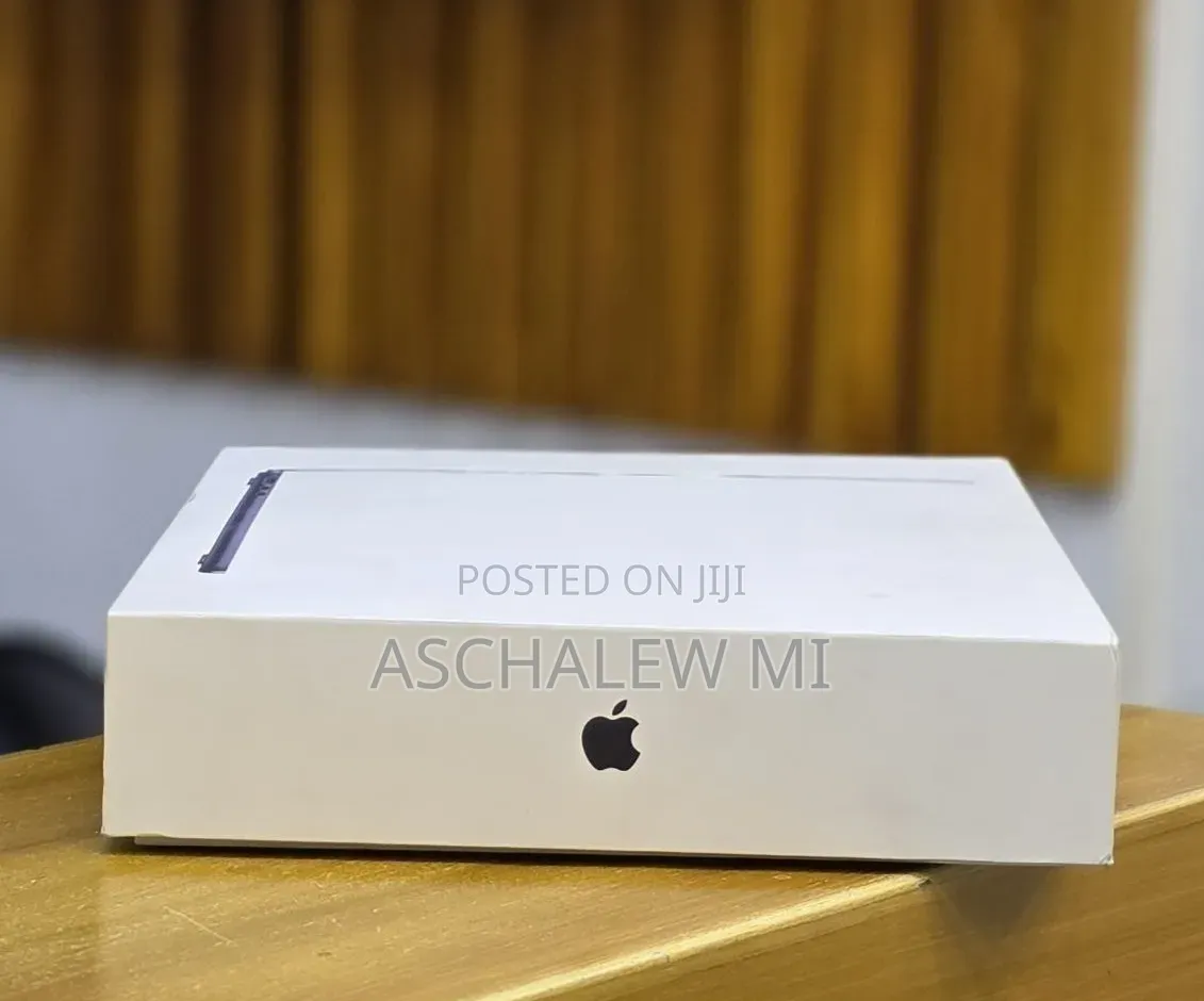 New Laptop Apple MacBook Air 2026 M5 16GB Apple M5 SSD 512GB