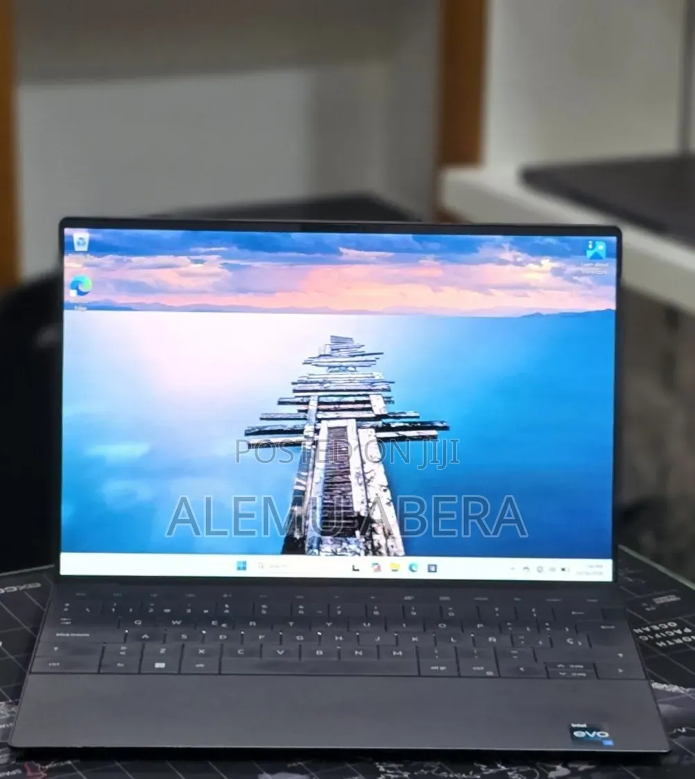 New Laptop Dell XPS 13 16GB Intel Core i7 SSD 512GB