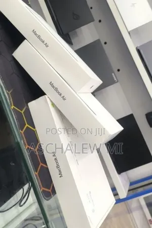 New Laptop Apple MacBook Air 2026 M5 16GB Apple M5 SSD 512GB