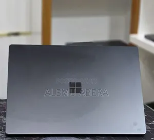 New Laptop Microsoft Surface Laptop 3 32GB Intel Core i7 SSD 1T
