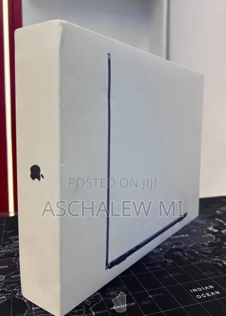 New Laptop Apple MacBook Air 2026 M5 16GB Apple M5 SSD 512GB