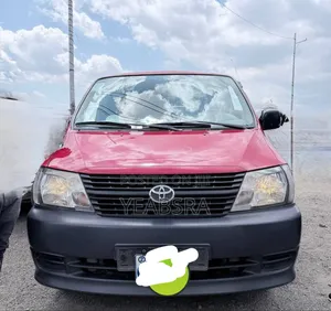 Toyota Grand HiAce 2002 Red