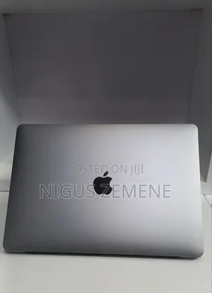 New Laptop Apple MacBook Pro 2020 M1 8GB Apple M1 SSD 256GB