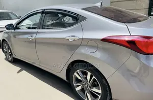 Hyundai Avante 2014 Silver
