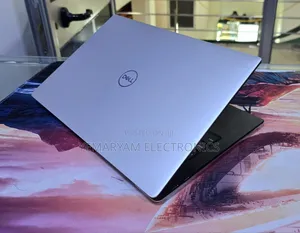 New Laptop Dell XPS 13 9370 8GB Intel Core i5 SSD 256GB