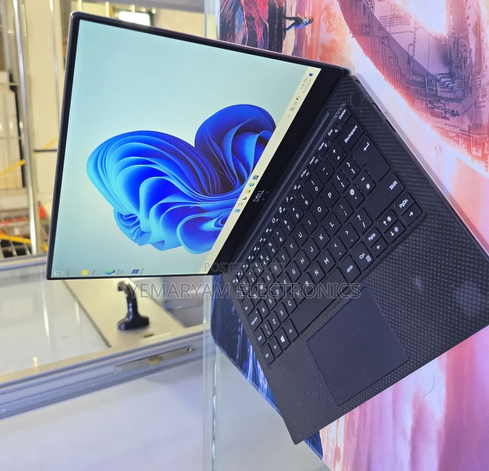 New Laptop Dell XPS 13 9370 8GB Intel Core i5 SSD 256GB