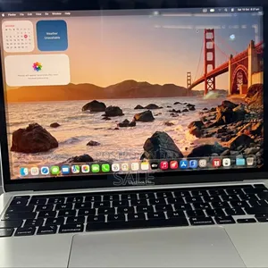 New Laptop Apple MacBook 2020 16GB Apple M2 SSD 256GB