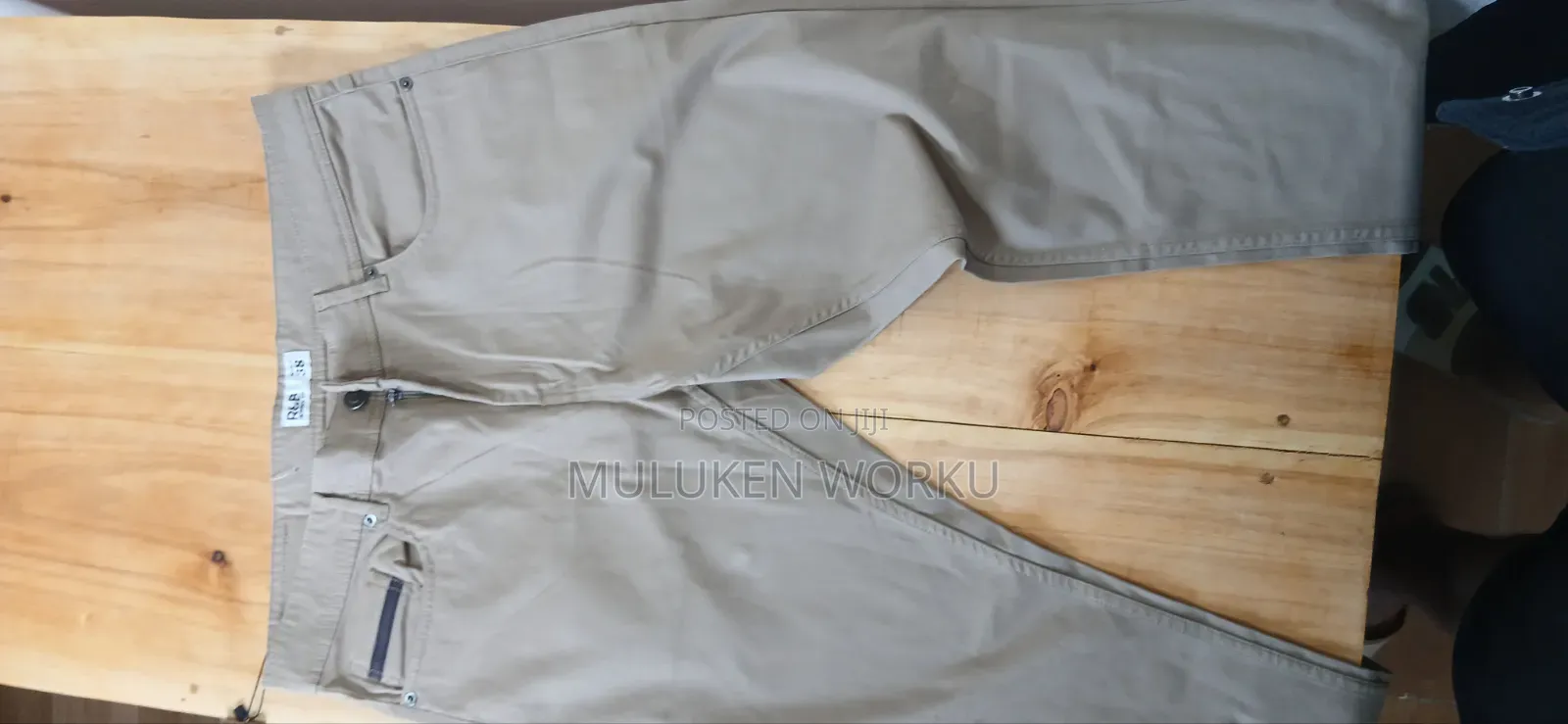 Men's Kaki Suri