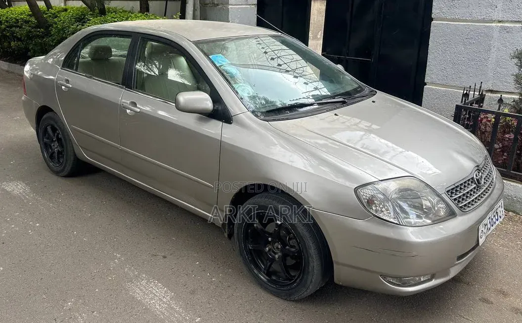 Toyota Corolla 2003 Gold