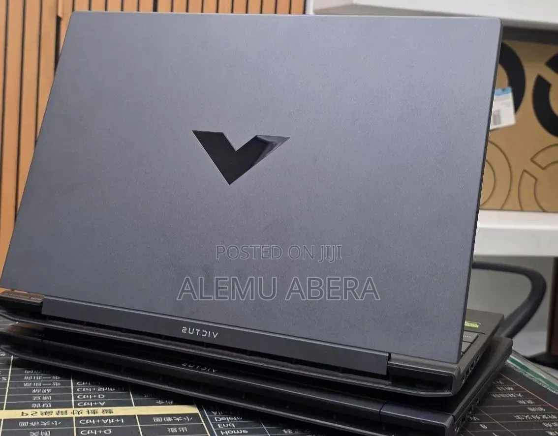 New Laptop HP Victus 15 16GB AMD Ryzen 7 SSD 512GB