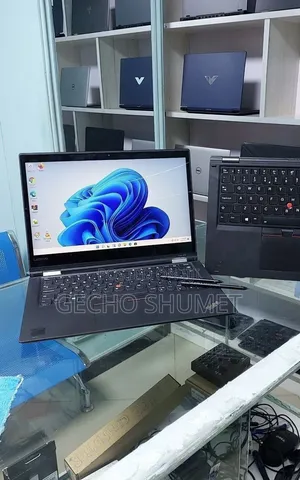 New Laptop Lenovo ThinkPad Yoga 370 8GB Intel Core i5 SSD 512GB