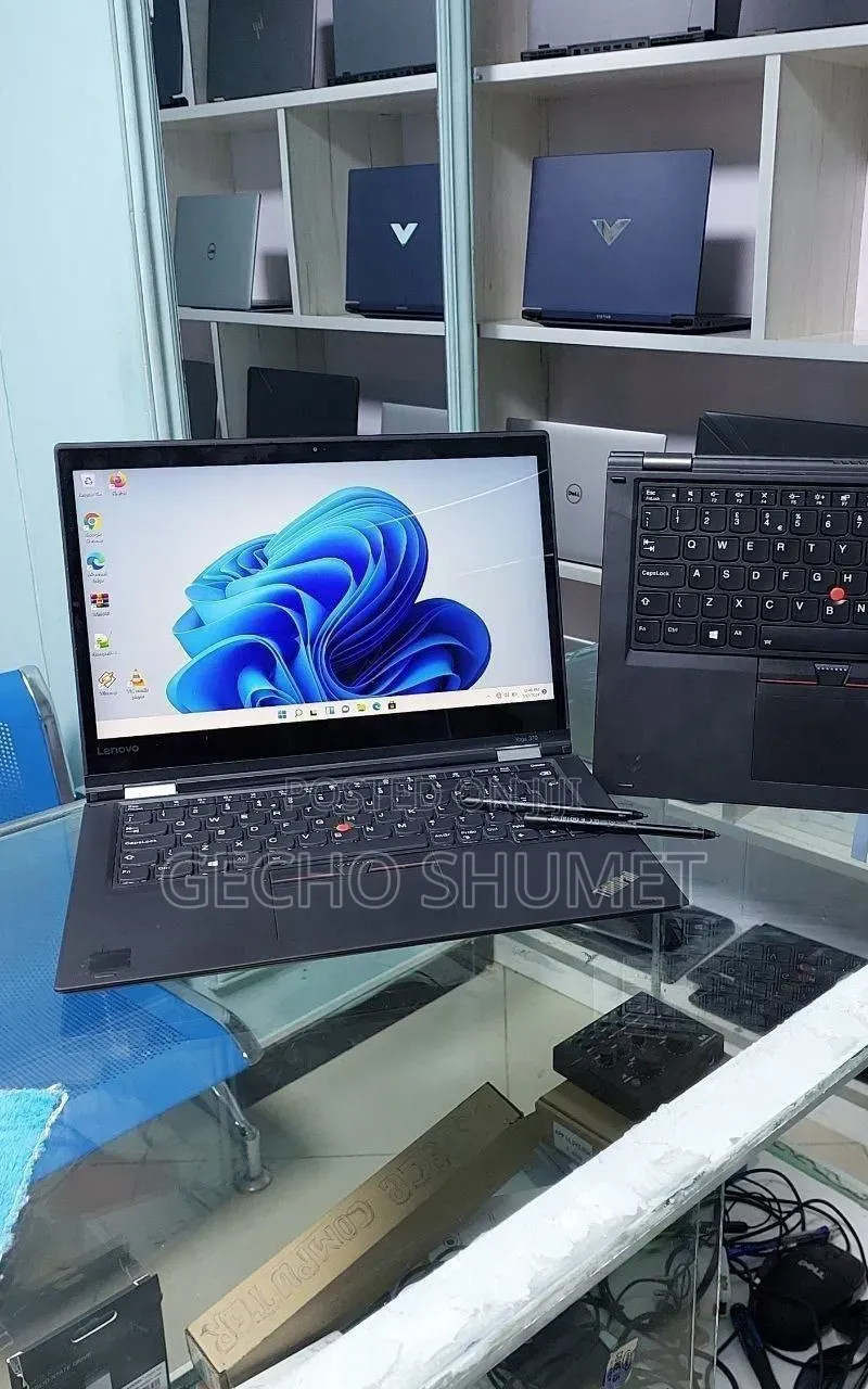 New Laptop Lenovo ThinkPad Yoga 370 8GB Intel Core i5 SSD 512GB