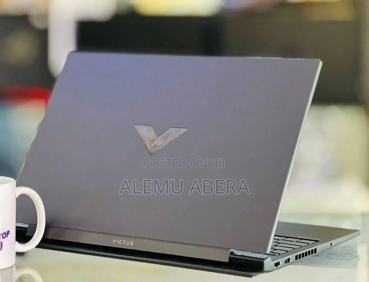 New Laptop HP Victus 16 16GB Intel Core i7 SSD 1T