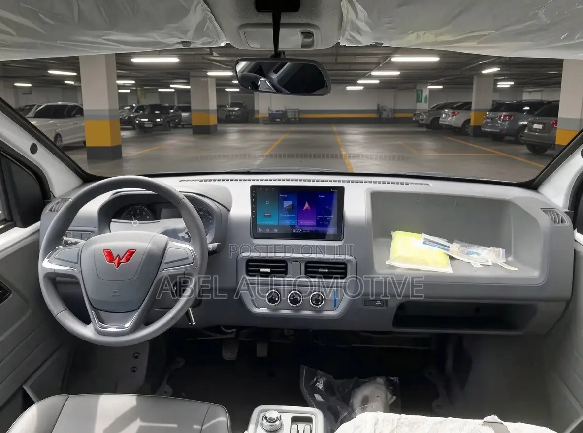 New Wuling Hongguang Mini EV 2025 White