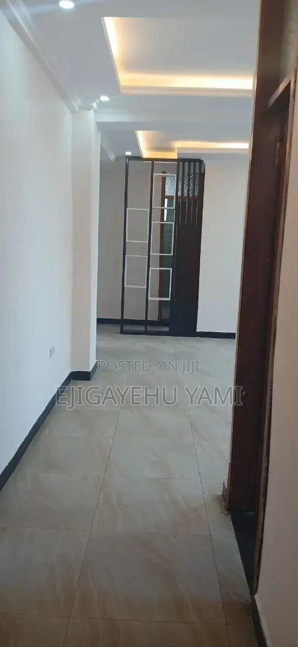 Furnished 3bdrm Condo in Condominium, Bole for sale