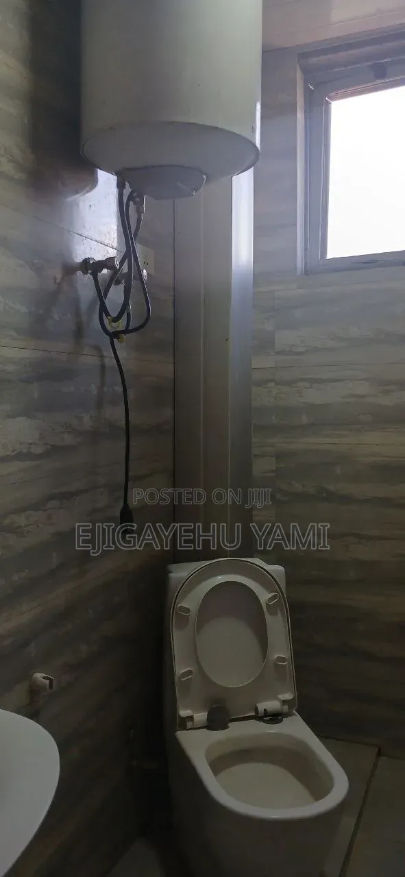 Furnished 3bdrm Condo in Condominium, Bole for sale