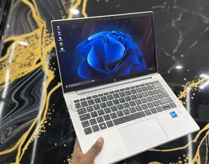 New Laptop HP EliteBook 830 G8 16GB Intel Core i5 SSD 512GB