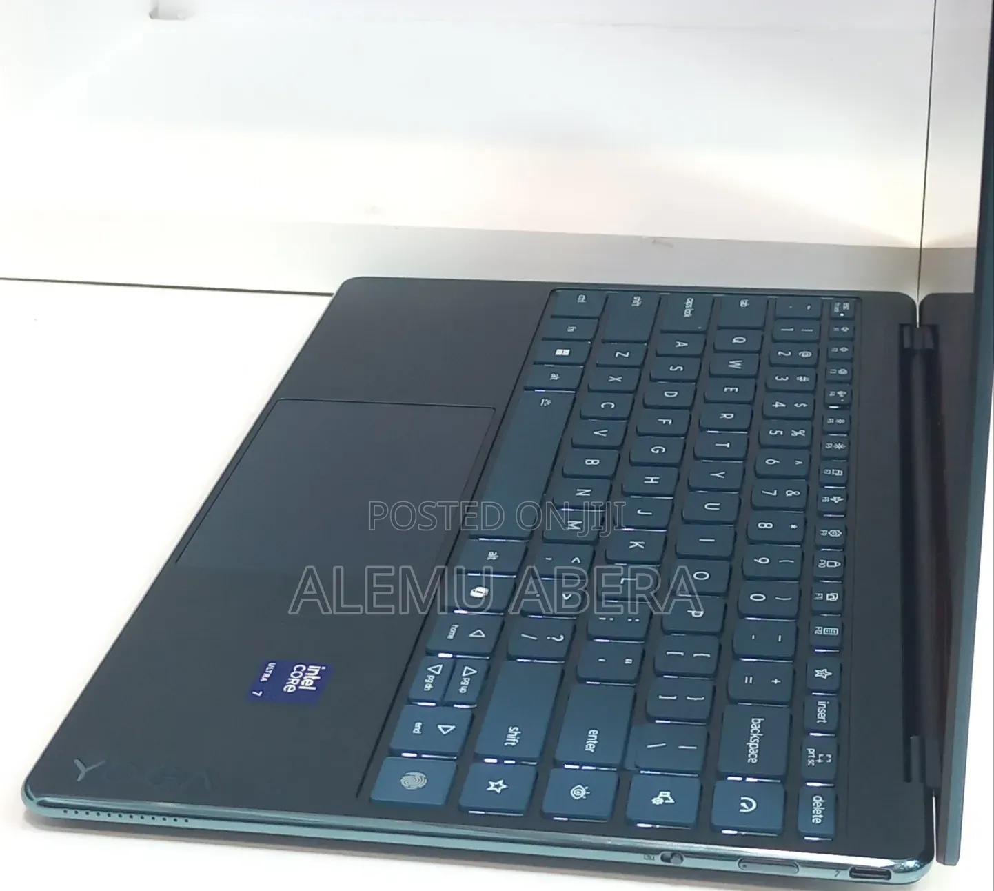 New Laptop Lenovo 16GB Intel Core Ultra 7 SSD 512GB