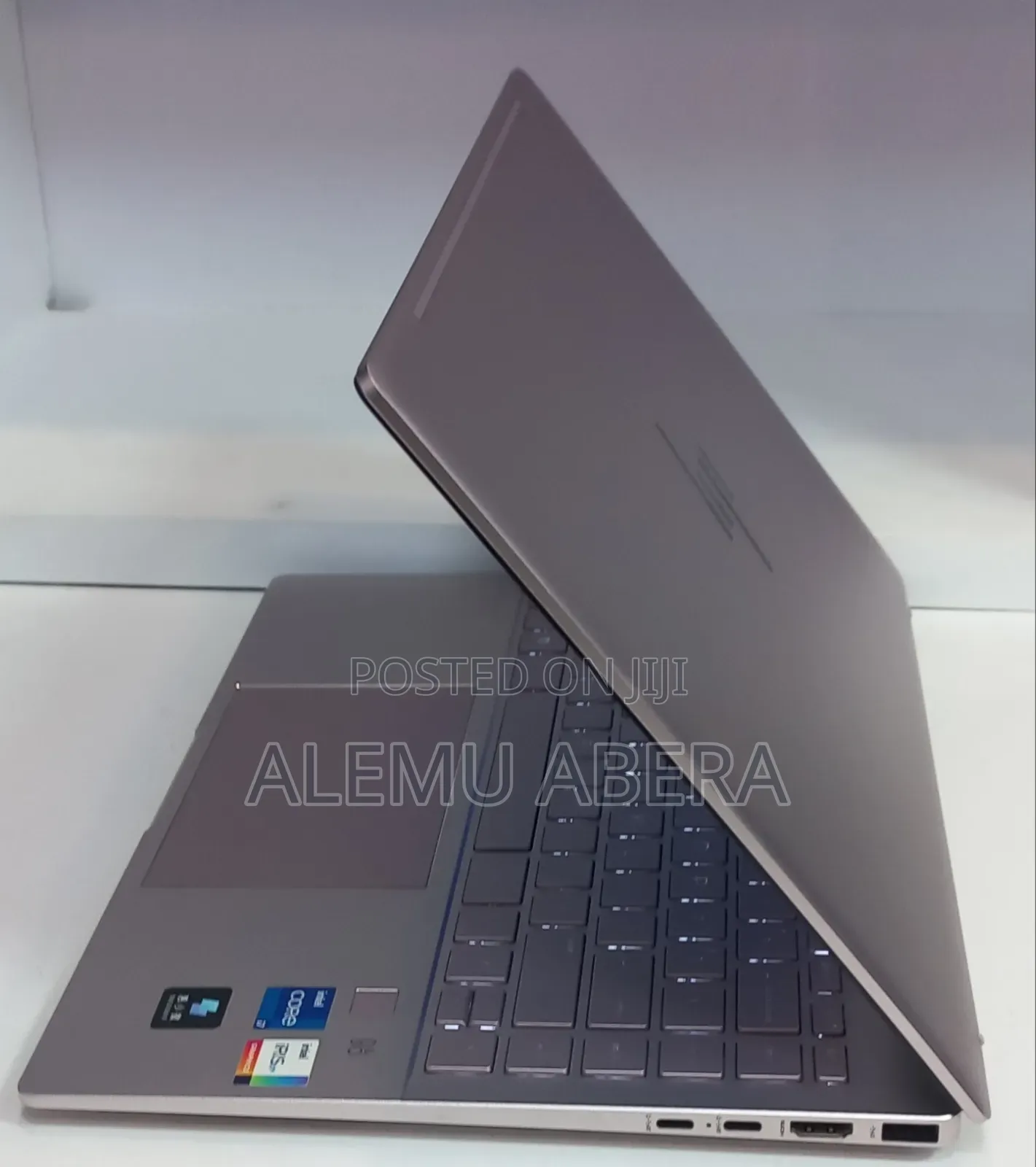 New Laptop HP Pavilion 14 16GB Intel Core i7 SSD 1T