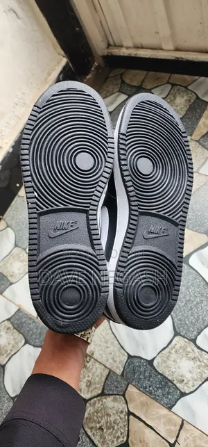 Nike Court Vision Low Panda Color Way