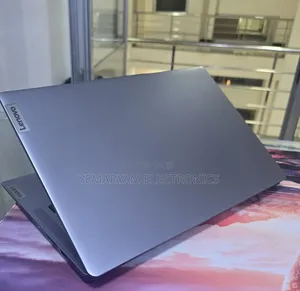 New Laptop Lenovo Ideapad 3 8GB Intel Core i5 SSD 512GB