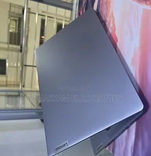 New Laptop Lenovo Ideapad 3 8GB Intel Core i5 SSD 512GB