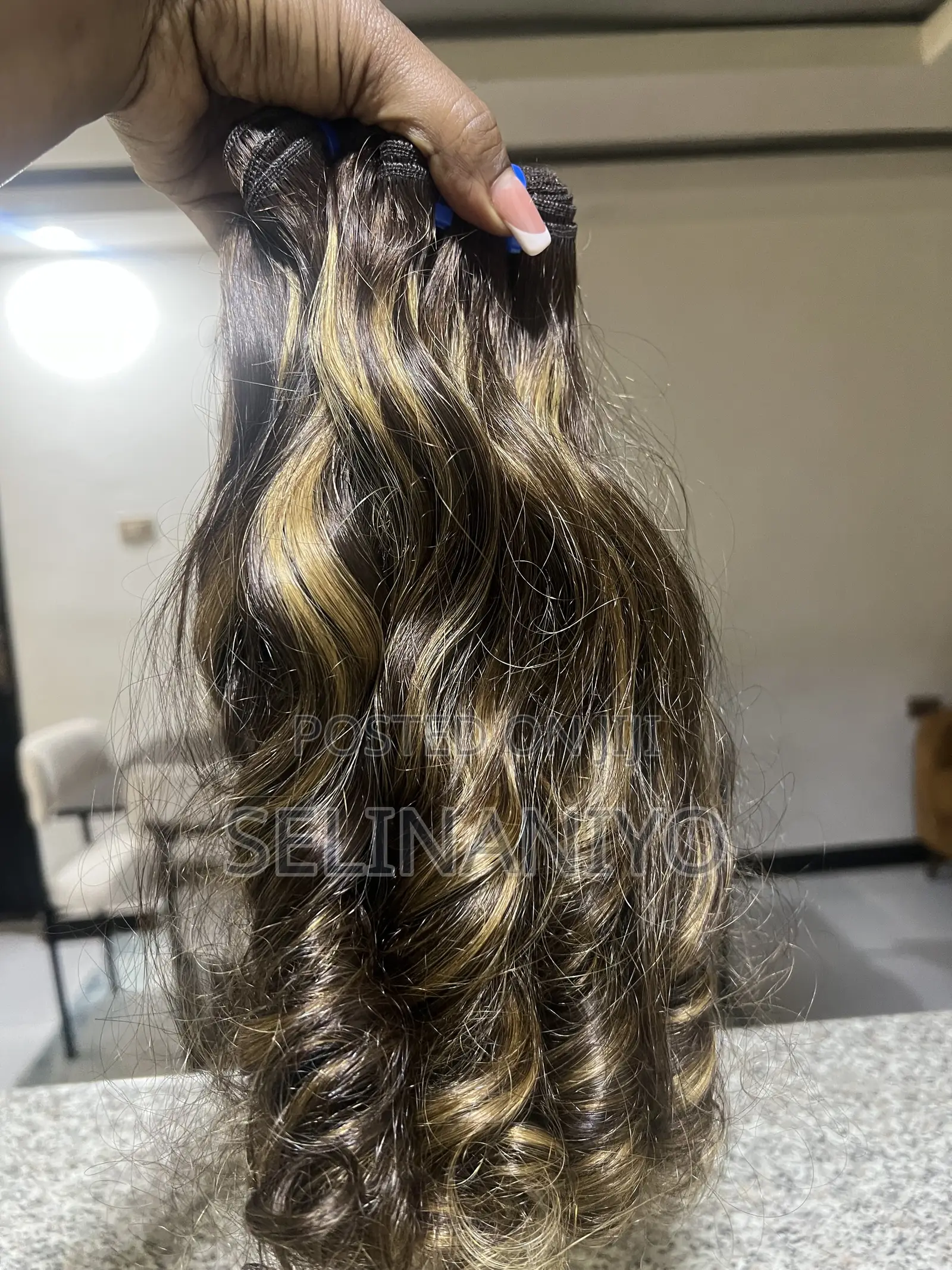 Fumi 18 Inch Highlight Color