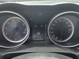 Suzuki Swift 2023 White
