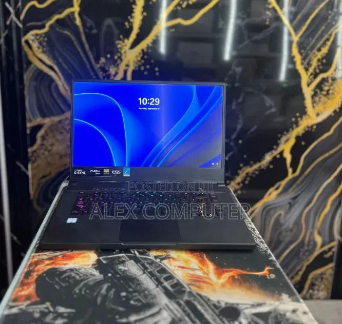 New Laptop Asus ROG Zephyrus G15 16GB Intel Core i7 SSD 1T