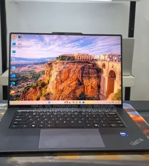 New Laptop Lenovo 32GB Intel Core Ultra 7 SSD 1T