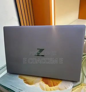 New Laptop HP ZBook Studio G8 16GB Intel Core i7 SSD 512GB