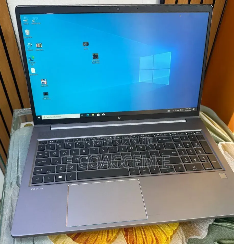 New Laptop HP ZBook Studio G8 16GB Intel Core i7 SSD 512GB