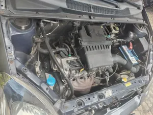 Toyota Vitz 1.3 AWD 5dr 2005 Gray