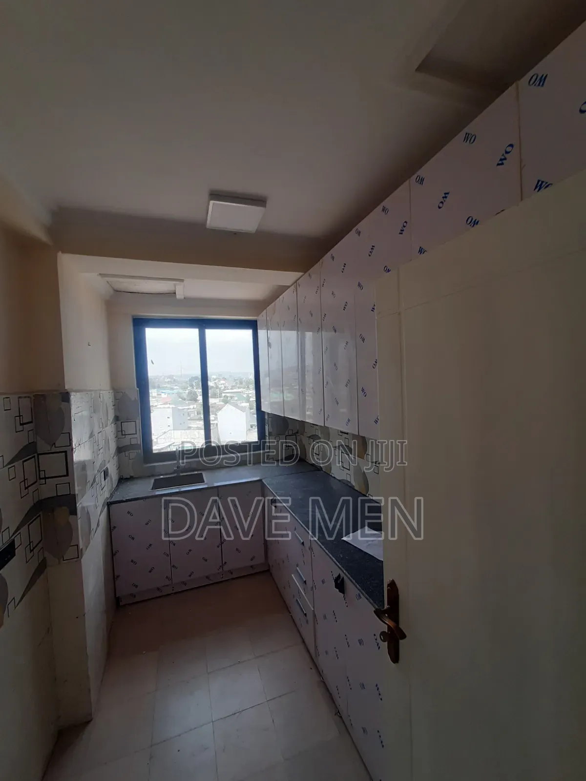 2bdrm Apartment in Ayertena, Kolfe Keranio for rent
