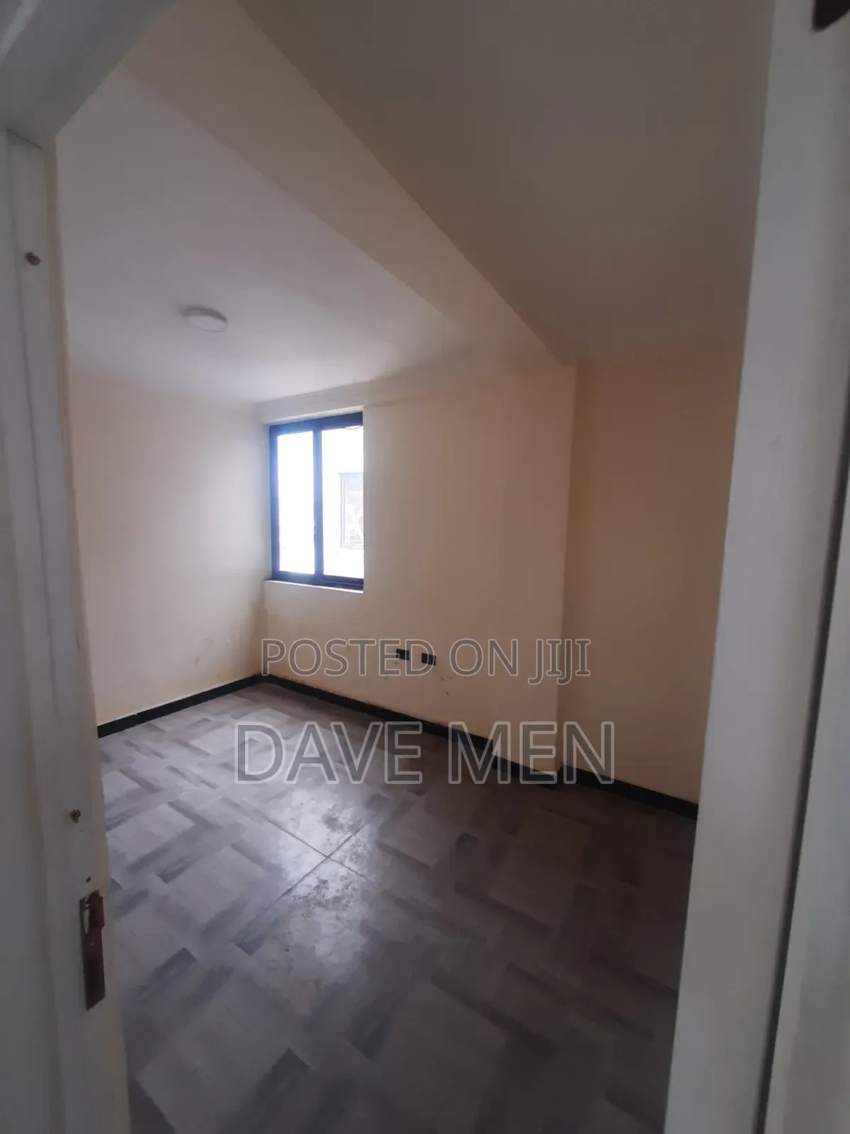 2bdrm Apartment in Ayertena, Kolfe Keranio for rent