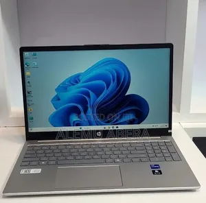 New Laptop HP Stream Notebook 16GB Intel Core i7 SSD 1T