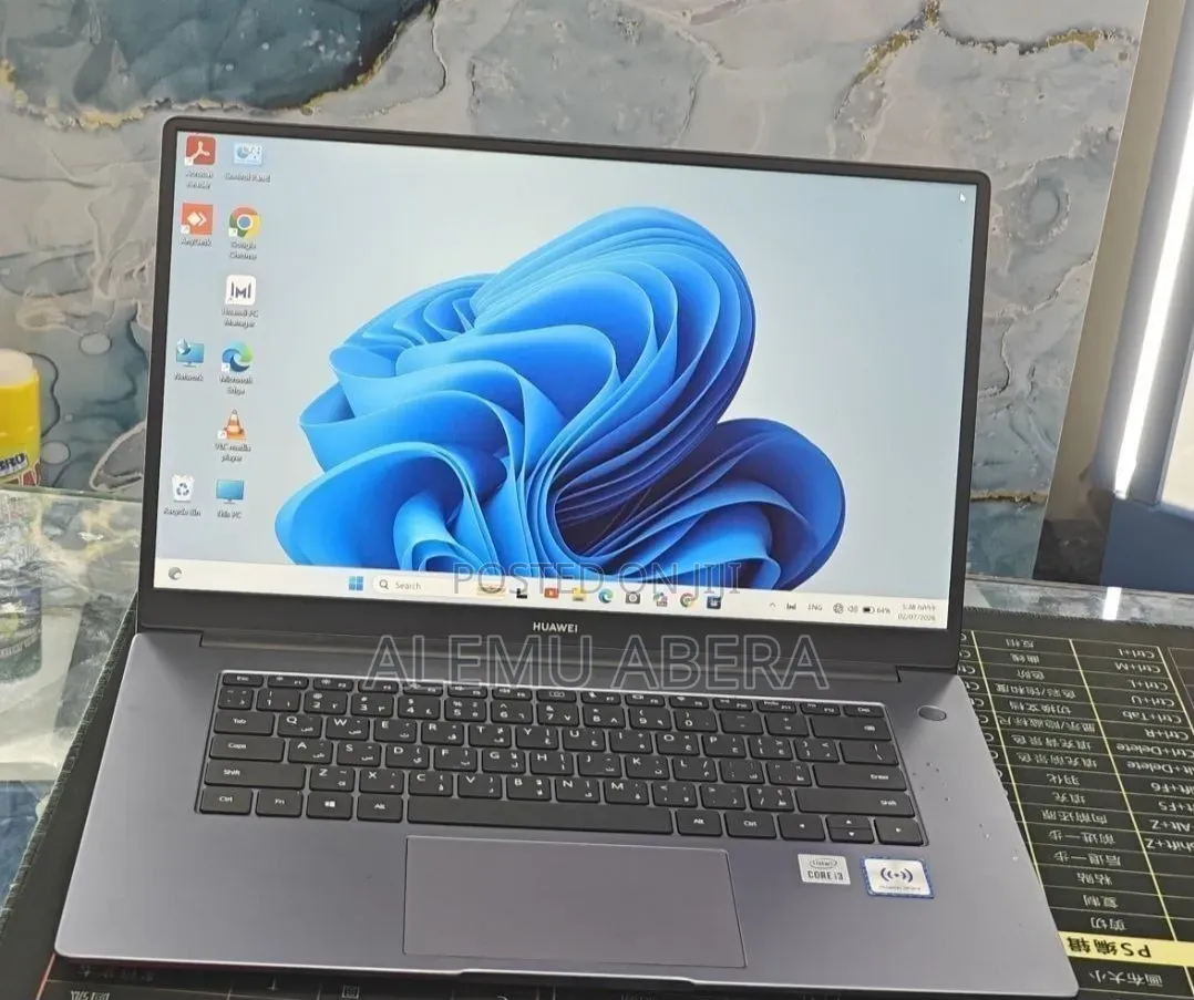 New Laptop Huawei Matebook D 15 8GB Intel Core i3 SSD 256GB