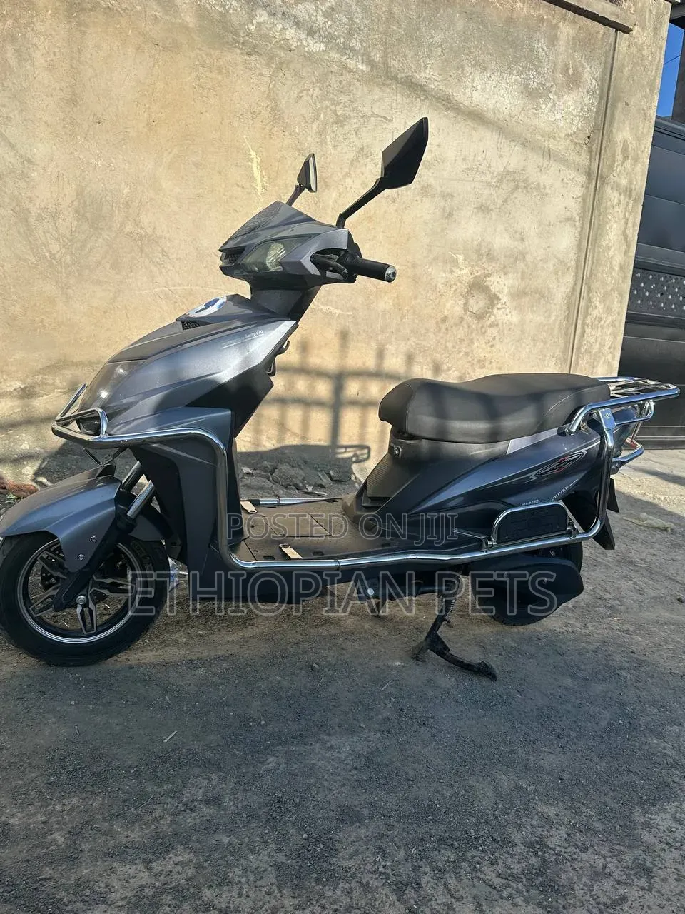Motorcycle 2024 Gray