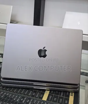 New Laptop Apple MacBook Pro 2021 M1 32GB Apple M1 Pro SSD 512GB
