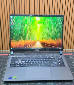 New Laptop MSI Vector GP68 HX 13V 32GB Intel Core i9 SSD 1T