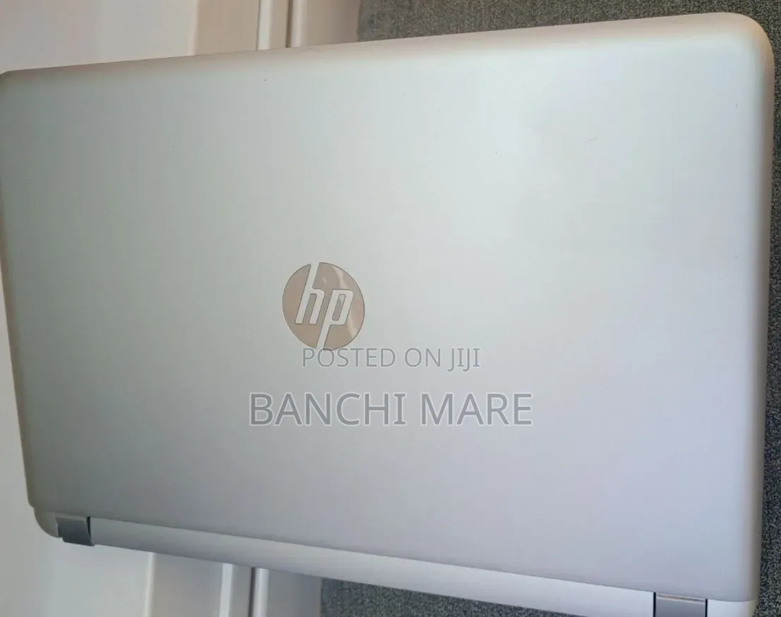New Laptop HP Pavilion 15 8GB Intel Core i5 HDD 1T