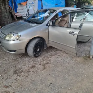 Toyota Corolla 2003 Gold