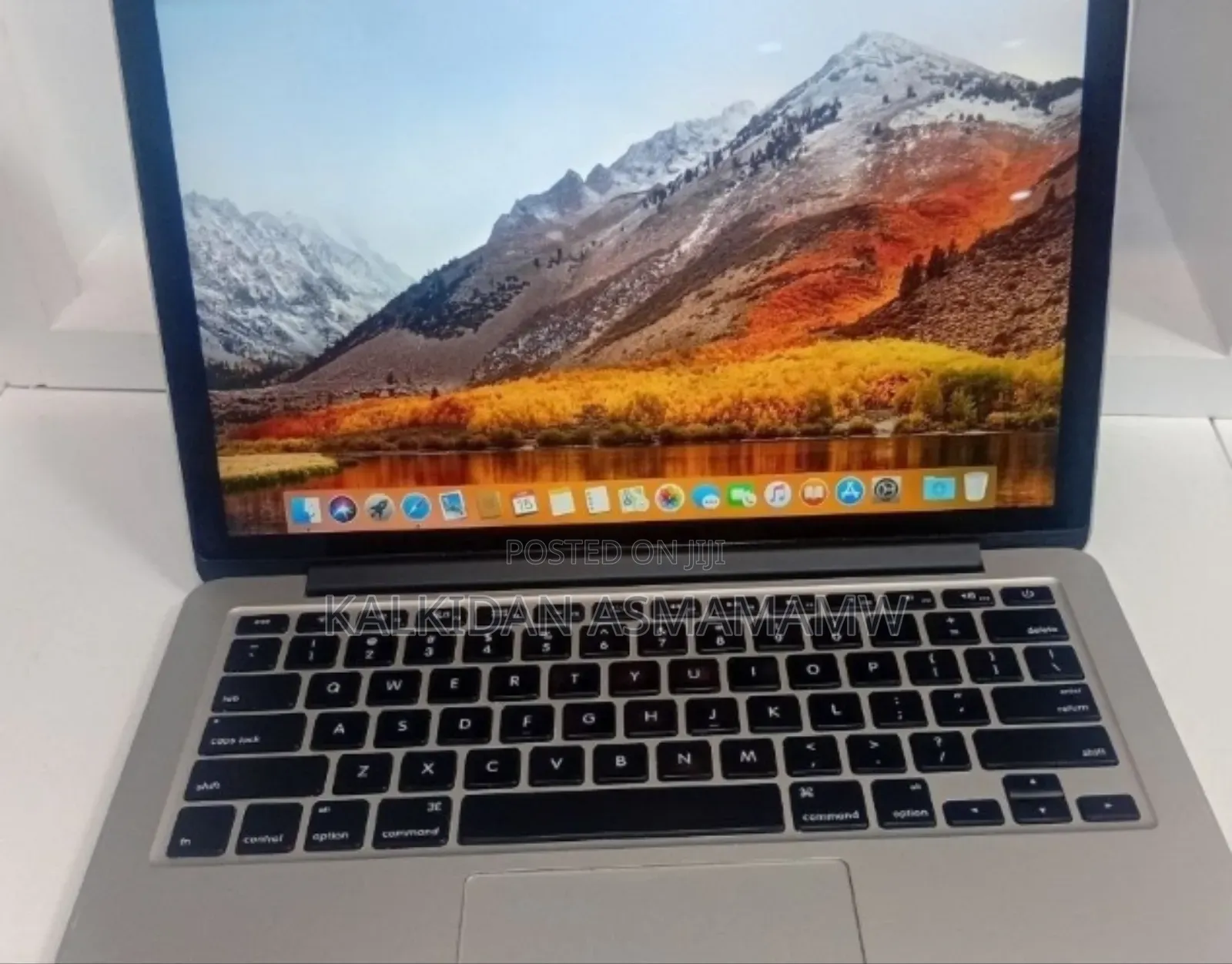 New Laptop Apple MacBook 2013 8GB Intel Core i5 SSD 256GB