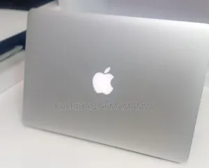 New Laptop Apple MacBook 2013 8GB Intel Core i5 SSD 256GB