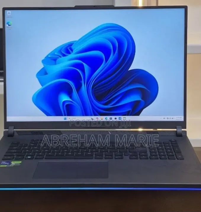 New Laptop Asus ROG Strix G18 40GB Intel Core i9 SSD 1T