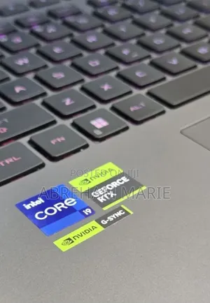 New Laptop Asus ROG Strix G18 40GB Intel Core i9 SSD 1T