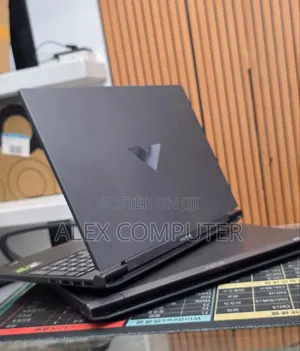New Laptop HP Victus 16 16GB AMD Ryzen 7 SSD 512GB